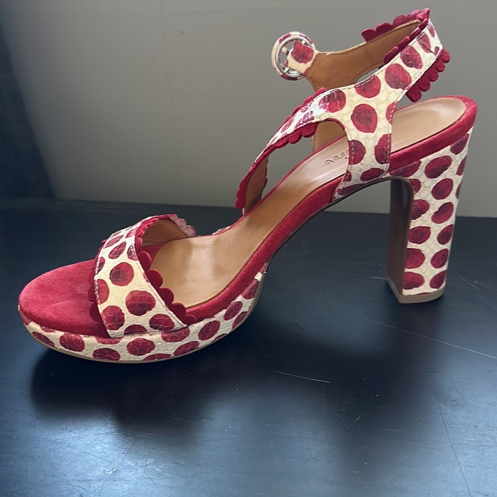 NWOT! Audley Beryl platform sandals size 38 (never worn)